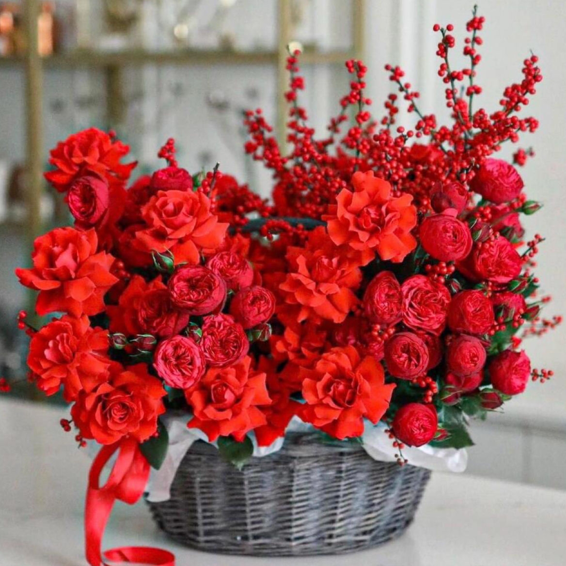 КОМПАЗИЦИИ В КОРЗИНАХ