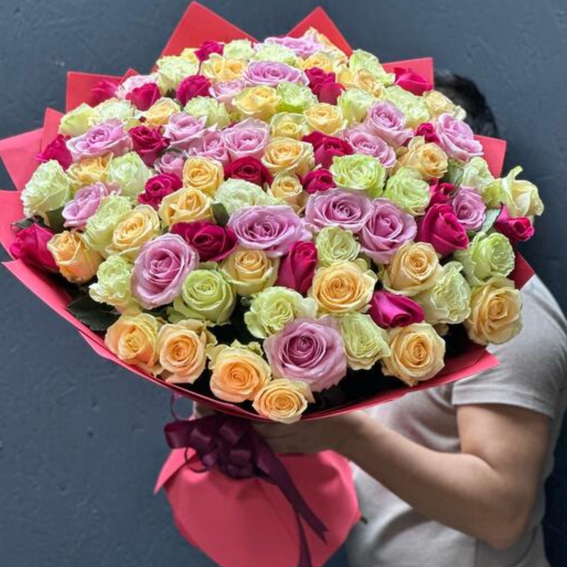 БЕЗУМИЕ КРАСОК 