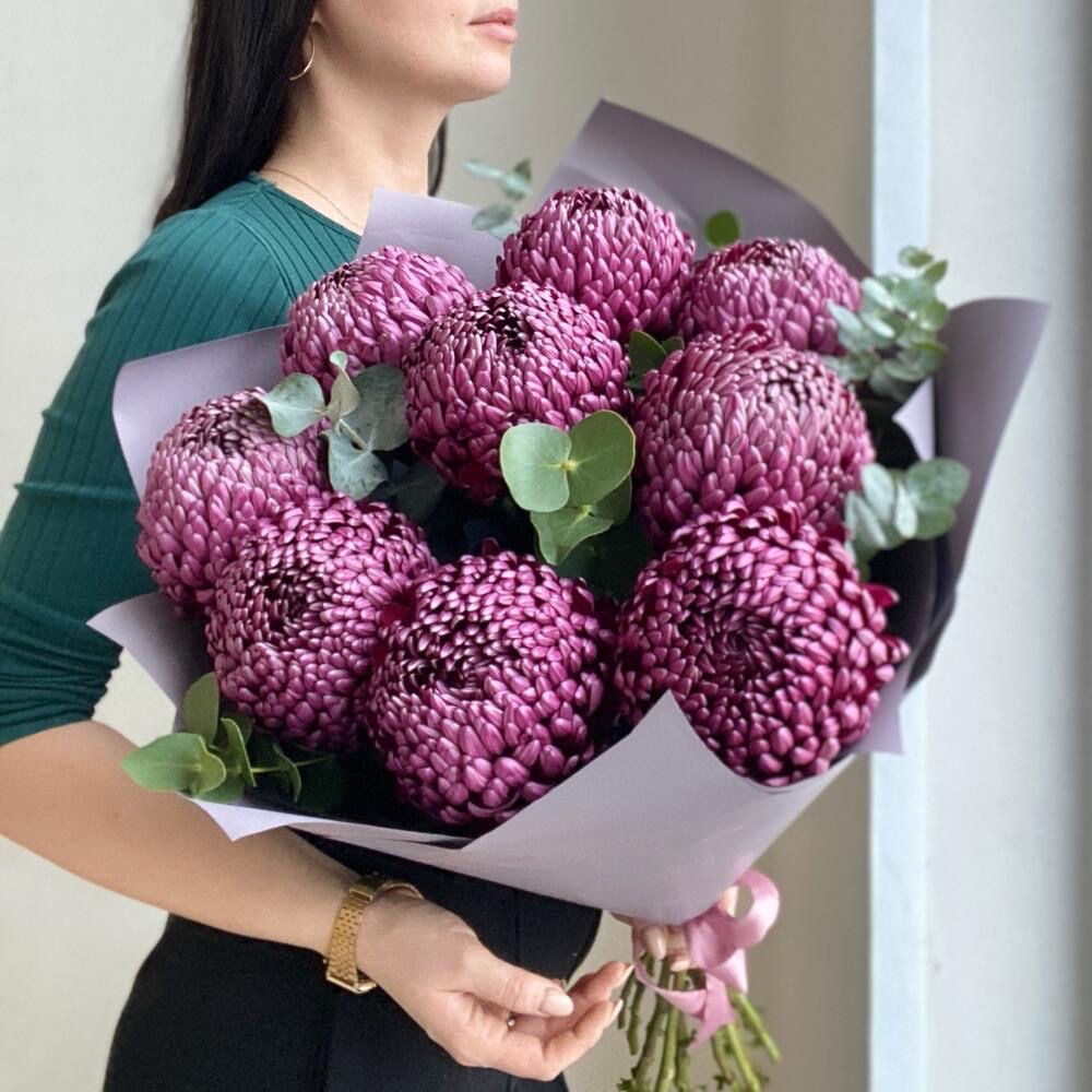 Хризантемы «Бигуди» премиум с эвкалиптом